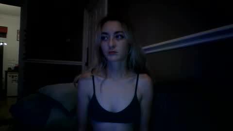 Snapshot of running_girl_izzy chatting on 30, 5, 2026 Izzy online show from 30, 5, 2026