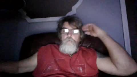 Snapshot of runningaround60 chatting on 17, 9, 2025 runningaround60 online show from 17, 9, 2025