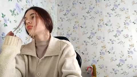 Snapshot of rusmedium chatting on 11, 4, 2026 Lisa and Vlad online show from 11, 4, 2026