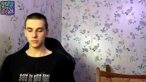 Snapshot of rusmedium chatting on 13, 5, 2026 Lisa and Vlad online show from 13, 5, 2026