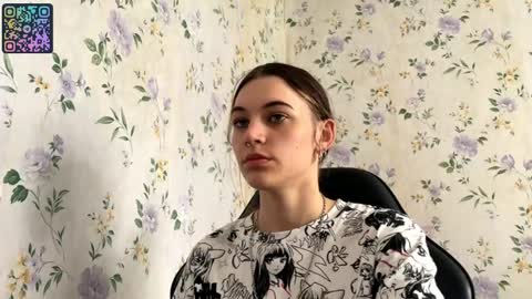 Snapshot of rusmedium chatting on 27, 5, 2026 Lisa and Vlad online show from 27, 5, 2026