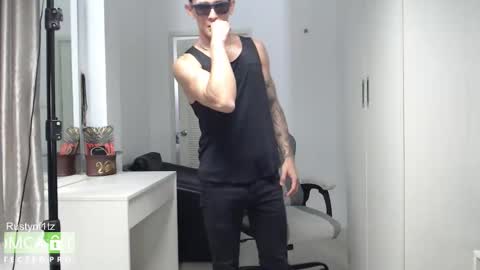 Snapshot of rustynf1tz chatting on 17, 1, 2026 MillionDollarGuy online show from 17, 1, 2026