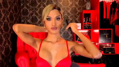 Ruth Evangelista online show from 7, 3, 2025