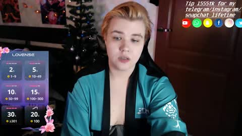 Snapshot of ryan__kim chatting on 11, 12, 2024 Ryan online show from 11, 12, 2024