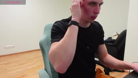 RYAN DOZER online show from 14, 4, 2026