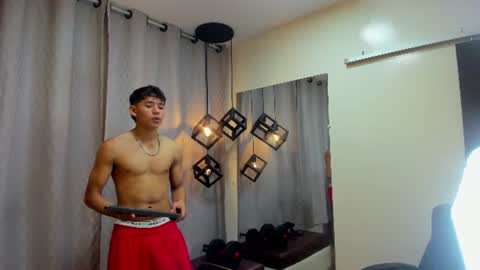 Snapshot of ryan_grayx chatting on 11, 7, 2026 RYAN online show from 11, 7, 2026