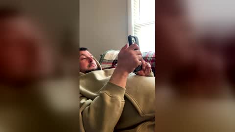Snapshot of ryanmhoyt88 chatting on 4, 4, 2026 ryanmhoyt88 online show from 4, 4, 2026