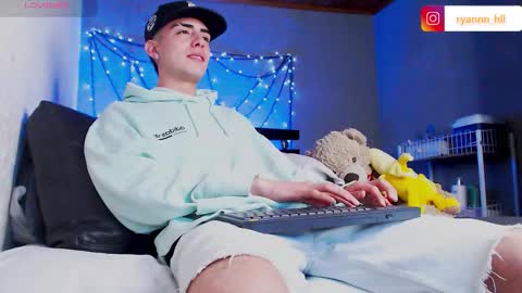 Ryannhill  online show from 7, 11, 2025