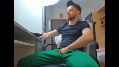 Ryanstone  online show from 24, 11, 2025