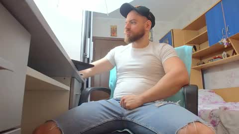 Ryanstone  online show from 4, 2, 2026