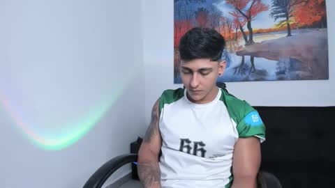 ryanwhite3 online show from 29, 11, 2025