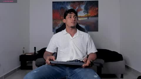 Snapshot of ryanwhite3 chatting on 26, 4, 2026 ryanwhite3 online show from 26, 4, 2026