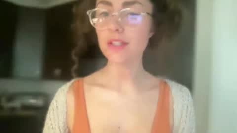 Snapshot of rylancurlygirlxoxo chatting on 6, 2, 2026 rylancurlygirlxoxo online show from 6, 2, 2026