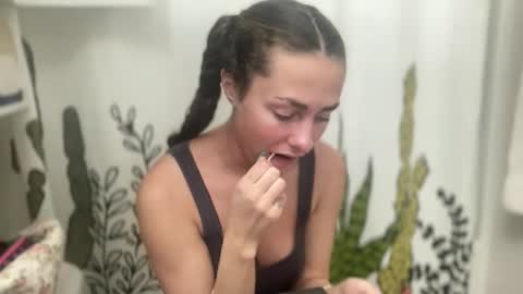 Snapshot of rylancurlygirlxoxo chatting on 24, 2, 2026 rylancurlygirlxoxo online show from 24, 2, 2026