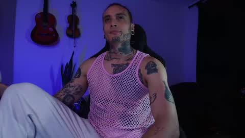 Snapshot of ryuk_it chatting on 27, 4, 2026 leopmonk help me reach 100 thumbs up online show from 27, 4, 2026