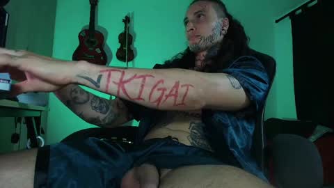 Snapshot of ryuk_it chatting on 14, 5, 2026 leopmonk help me reach 100 thumbs up online show from 14, 5, 2026