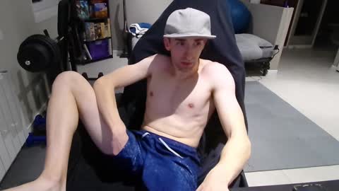 Snapshot of ryukukamifr chatting on 27, 1, 2025 Ryuk FR online show from 27, 1, 2025