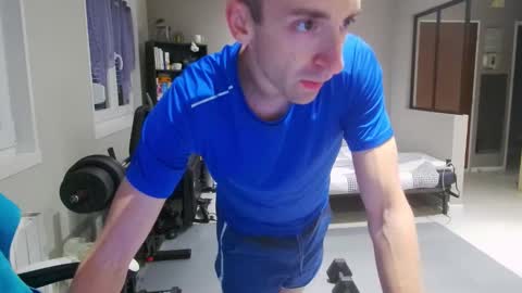 Snapshot of ryukukamifr chatting on 6, 10, 2025 Ryuk FR online show from 6, 10, 2025