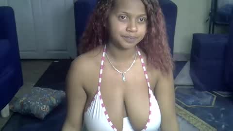 Snapshot of rywanna chatting on 8, 5, 2026 rywanna online show from 8, 5, 2026