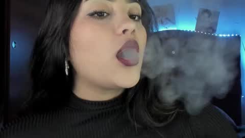 Snapshot of s_demoni1 chatting on 19, 12, 2024 S H A R O N model independient online show from 19, 12, 2024