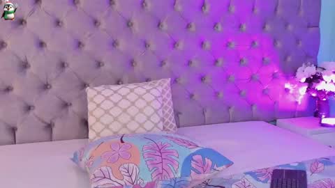 Saamy Reyes online show from 4, 1, 2025