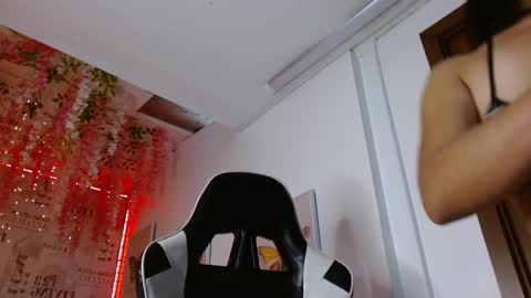 1 online show from 10, 1, 2026