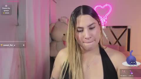 Snapshot of saaya_tay chatting on 18, 5, 2026 saaya_tay online show from 18, 5, 2026