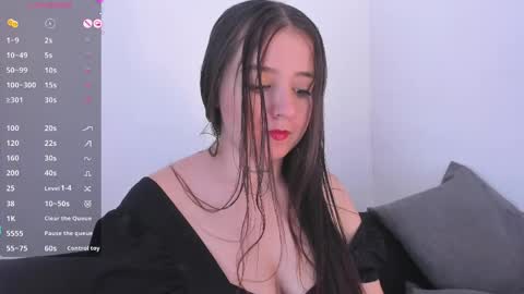 Snapshot of sabrina_lennox chatting on 6, 6, 2026 Sabrina Maria online show from 6, 6, 2026