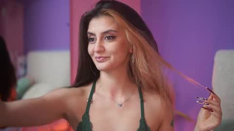  Sabrina  online show from 20, 11, 2025