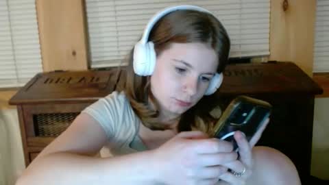 Snapshot of sabrinalexington chatting on 25, 10, 2025 Sabrina online show from 25, 10, 2025