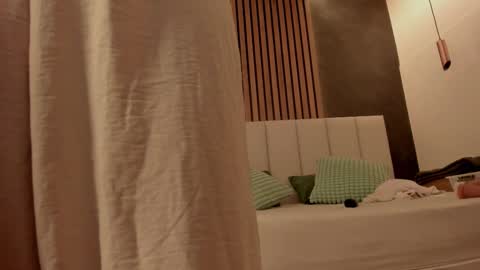 S A B R I N A  online show from 10, 1, 2026