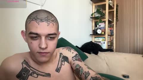 Snapshot of sadboyvin chatting on 29, 3, 2026 Vinnie online show from 29, 3, 2026