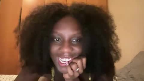 Snapshot of sade991803 chatting on 11, 5, 2026 Onika online show from 11, 5, 2026
