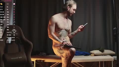 Adam online show from 13, 2, 2025