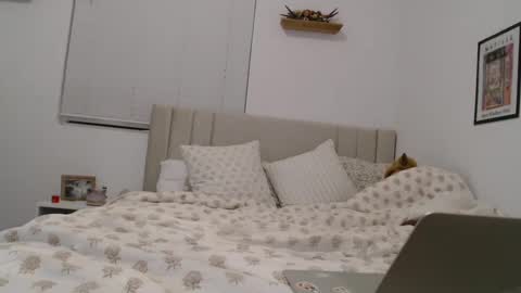 Snapshot of sagehaven chatting on 13, 2, 2025 Sage online show from 13, 2, 2025