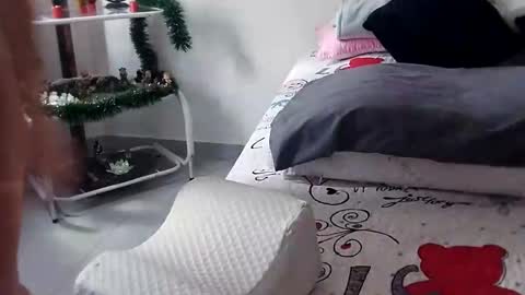 Snapshot of sahana_ashika chatting on 17, 12, 2024 Sahana Ashika online show from 17, 12, 2024