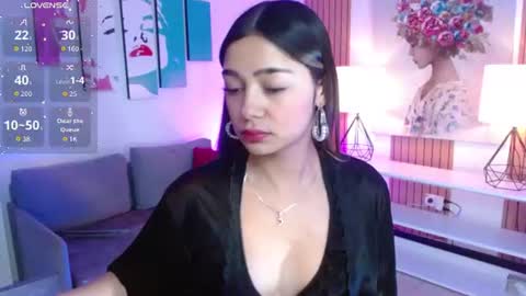 Snapshot of sahhara_ chatting on 5, 7, 2026 Hailey jonnes online show from 5, 7, 2026