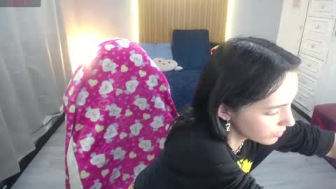 Snapshot of sailor_moon07 chatting on 21, 6, 2026 sailor online show from 21, 6, 2026