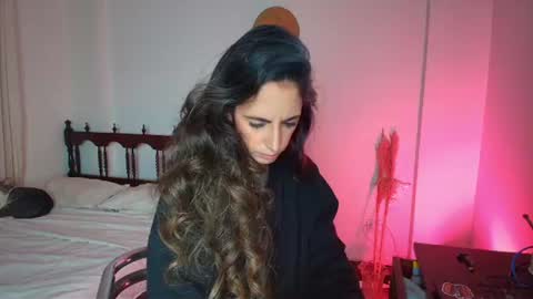 Snapshot of sailor_sindy chatting on 25, 7, 2026 Sindy Scott online show from 25, 7, 2026