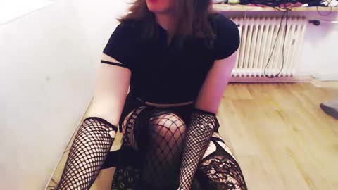 Angel Dust online show from 7, 2, 2026