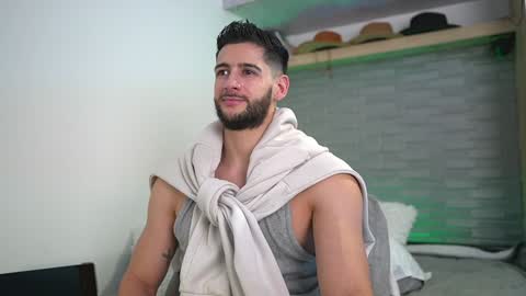 Snapshot of saimonhot1 chatting on 12, 12, 2024 saimon online show from 12, 12, 2024