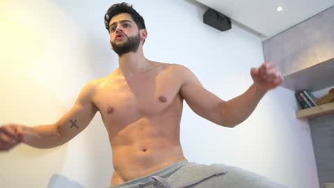 Snapshot of saimonhot1 chatting on 25, 1, 2025 saimon online show from 25, 1, 2025