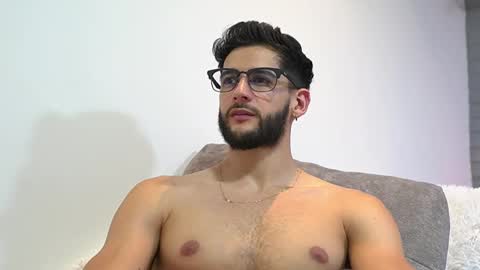 Snapshot of saimonhot1 chatting on 11, 3, 2025 saimon online show from 11, 3, 2025