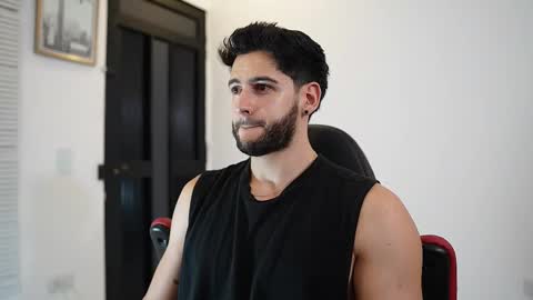 Snapshot of saimonhot1 chatting on 28, 9, 2025 saimon online show from 28, 9, 2025