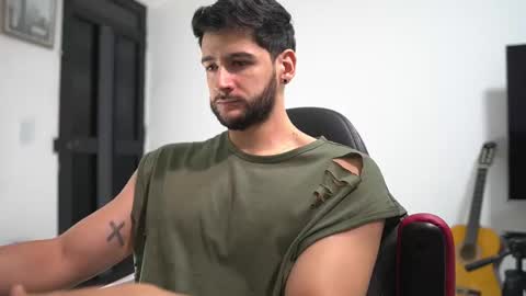 Snapshot of saimonhot1 chatting on 15, 11, 2025 saimon online show from 15, 11, 2025