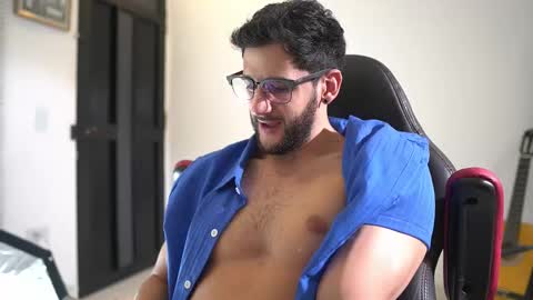 Snapshot of saimonhot1 chatting on 27, 11, 2025 saimon online show from 27, 11, 2025