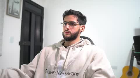 Snapshot of saimonhot1 chatting on 3, 12, 2025 saimon online show from 3, 12, 2025