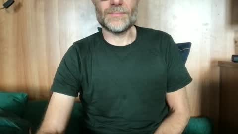 Snapshot of saint009 chatting on 9, 6, 2026 saint009 online show from 9, 6, 2026