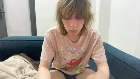 Snapshot of saintfawn chatting on 30, 4, 2026 saintfawn online show from 30, 4, 2026