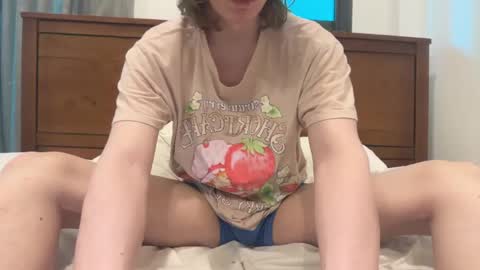 Snapshot of saintfawn chatting on 27, 5, 2026 saintfawn online show from 27, 5, 2026